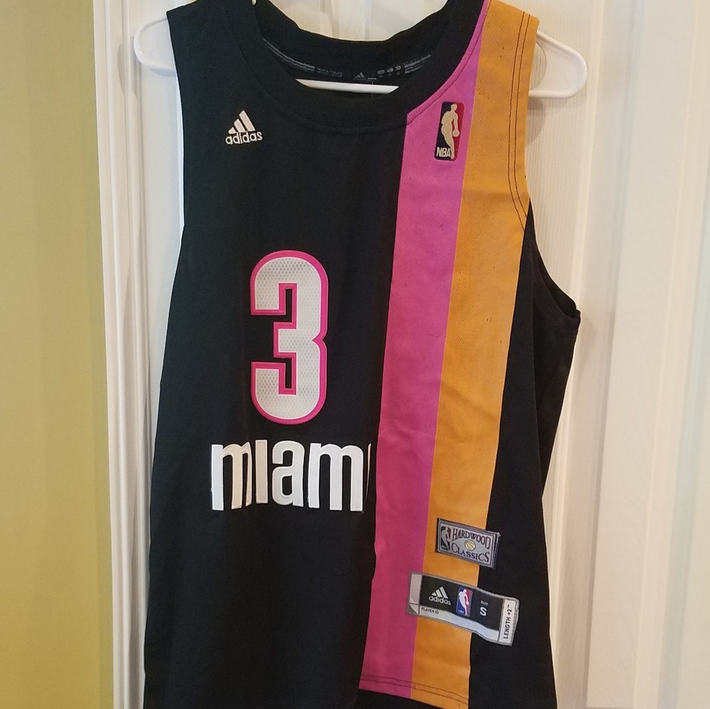 Dwyane Wade Miami Heat Jersey men's small